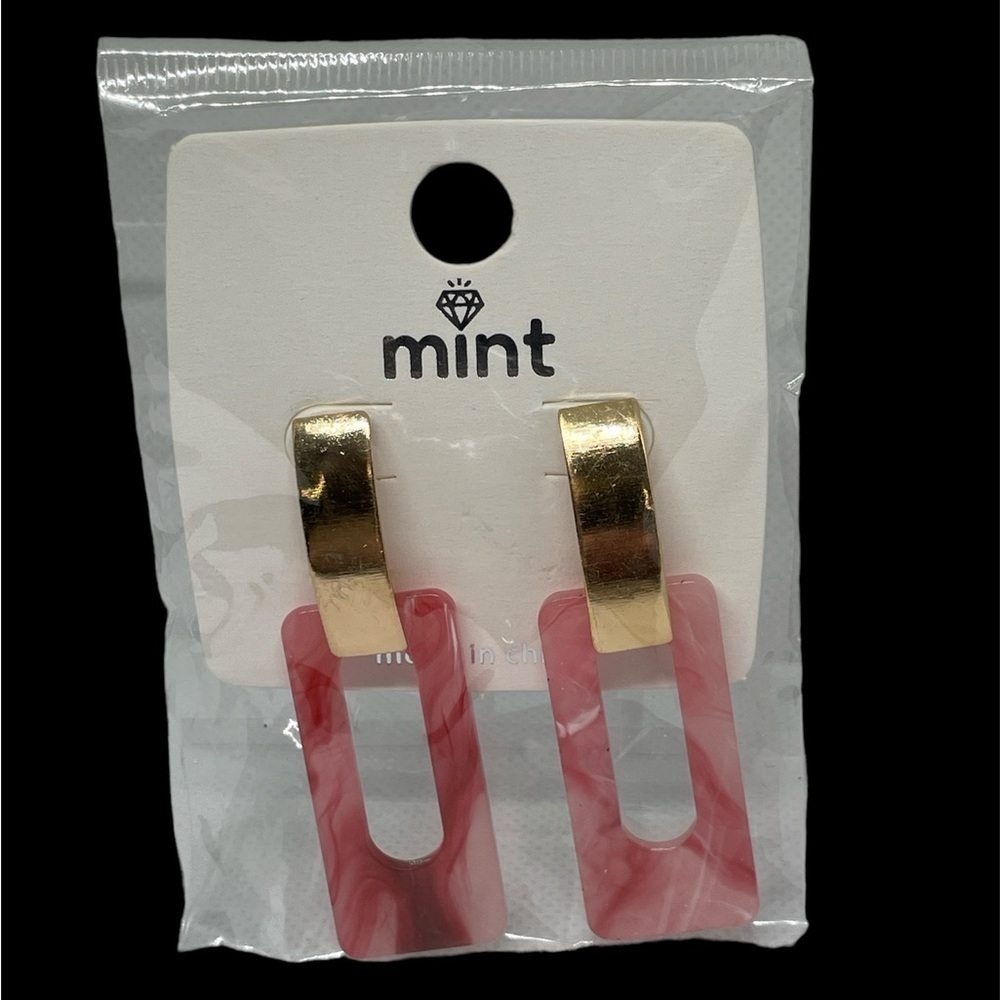Mint Gold-Tone Acrylic Stud 2” Earrings Nwt